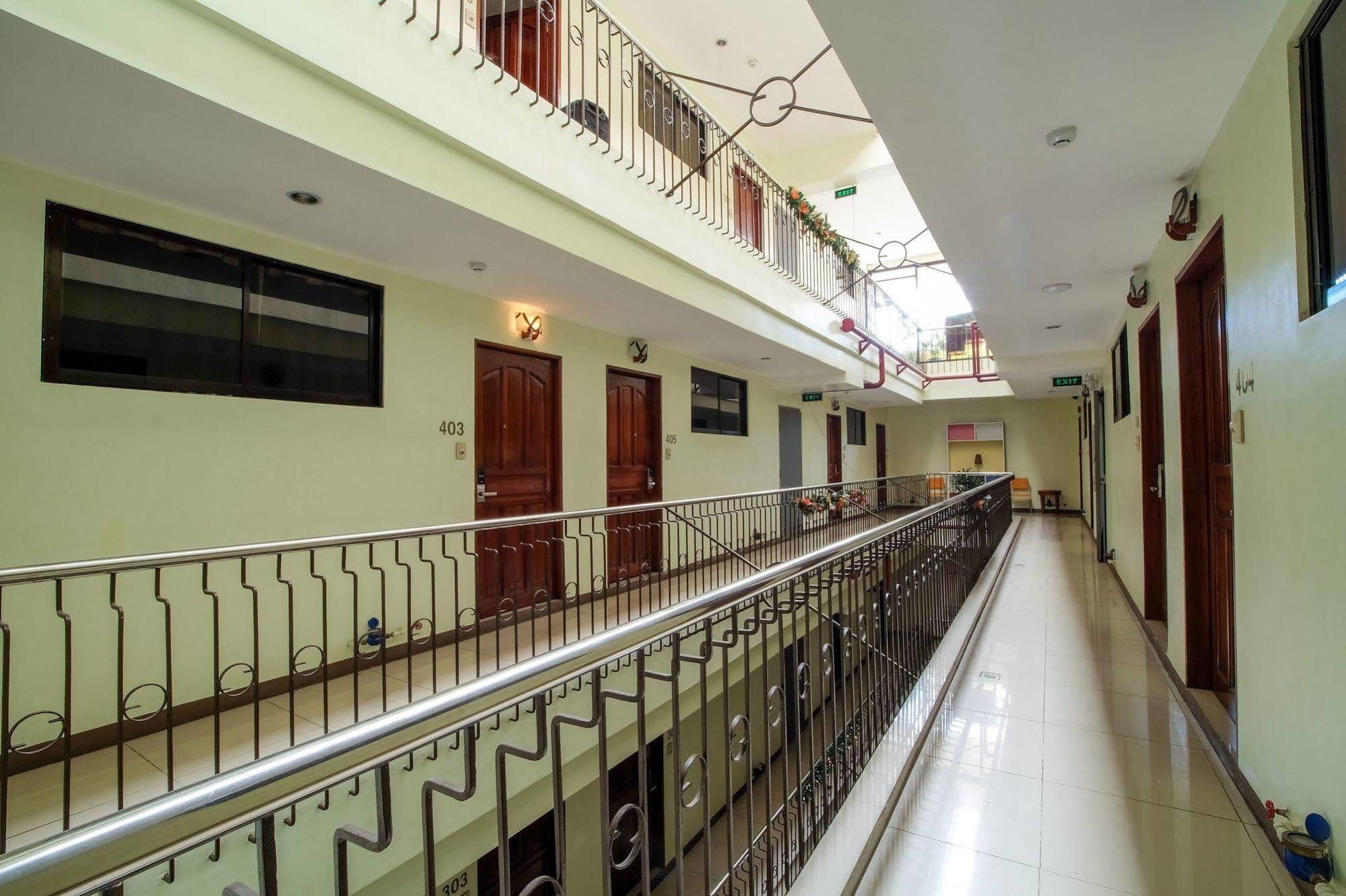 מנילה Zen Rooms Mabini Ermita מראה חיצוני תמונה