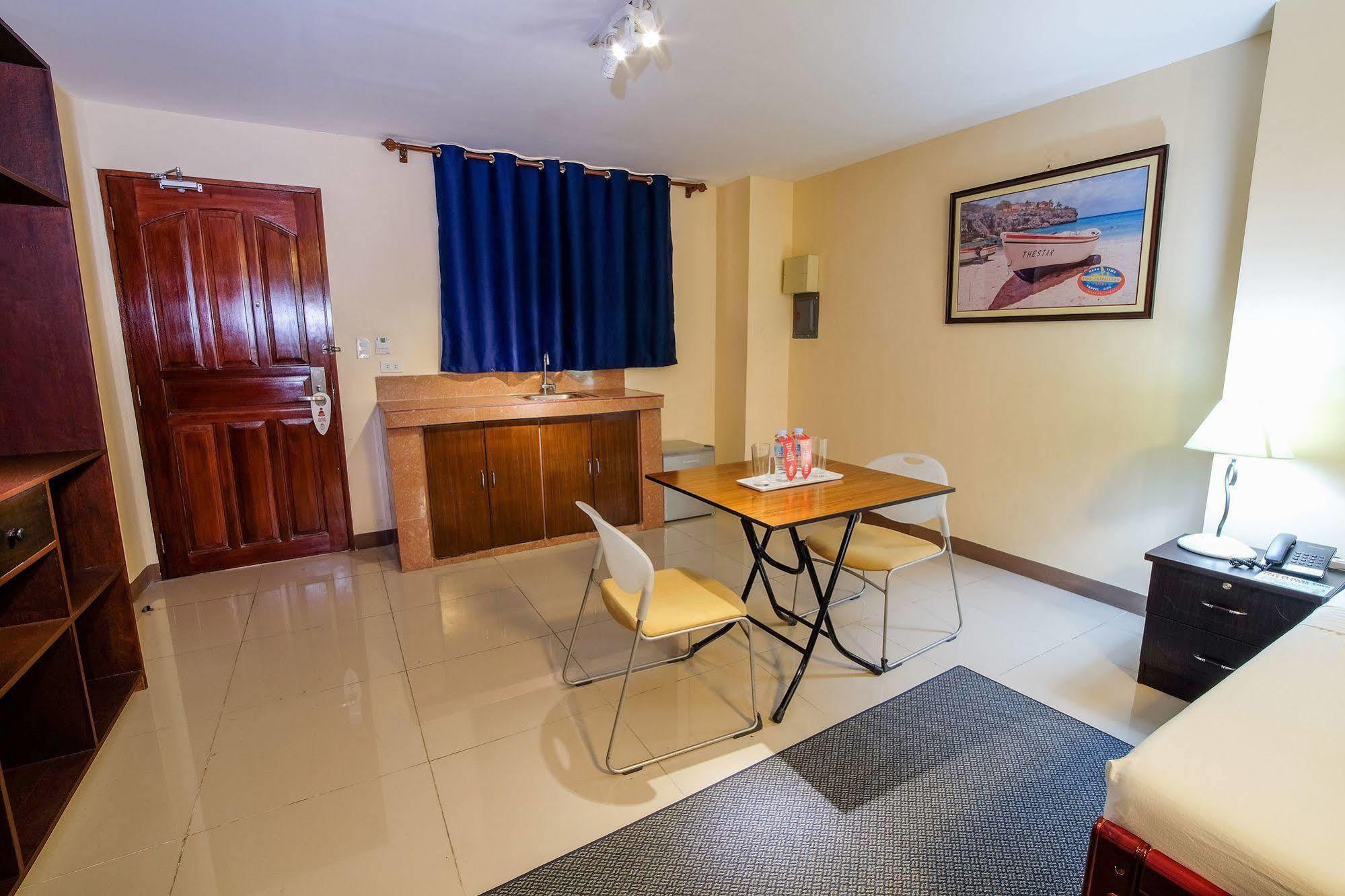 מנילה Zen Rooms Mabini Ermita מראה חיצוני תמונה