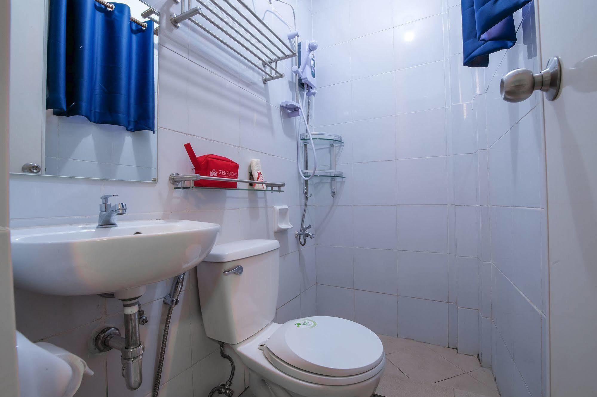 מנילה Zen Rooms Mabini Ermita מראה חיצוני תמונה